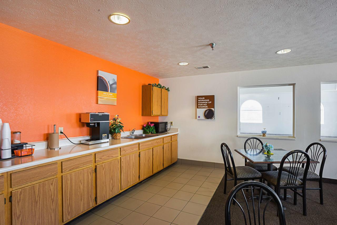 Motel 6 Omaha - Iat West Ngoại thất bức ảnh
